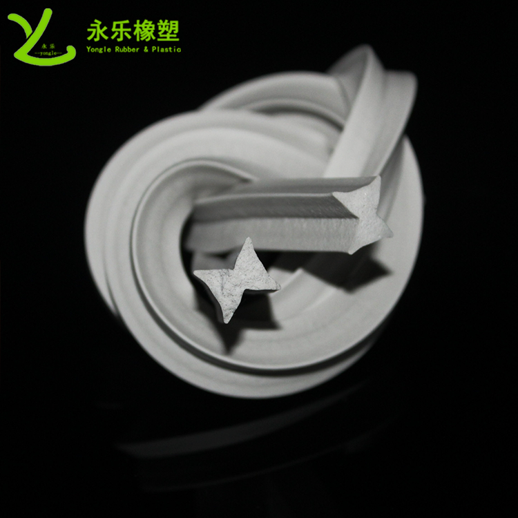 硅膠泡棉膠條，阻燃硅膠泡棉膠條，耐高溫發(fā)泡硅膠條