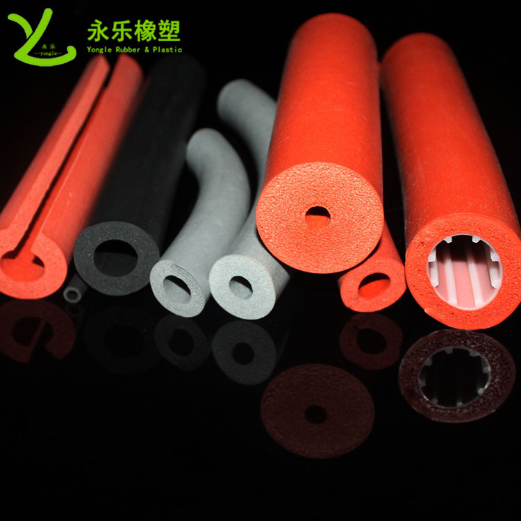 硅膠發(fā)泡管，耐高溫發(fā)泡硅膠管，保溫發(fā)泡硅膠管