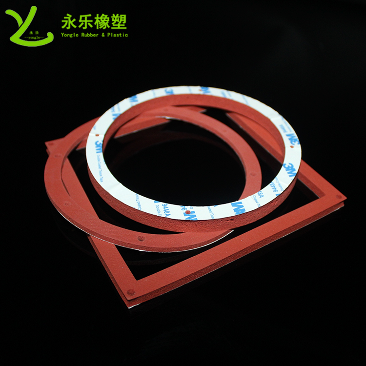 定制模壓發(fā)泡硅膠墊，無氣味模壓發(fā)泡硅膠墊，耐高溫模壓發(fā)泡硅膠墊