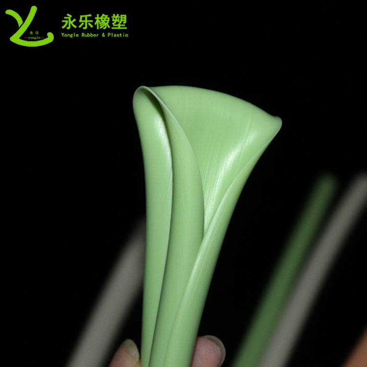 硅膠吸管，擠出異形硅膠吸管，食品級硅膠吸管
